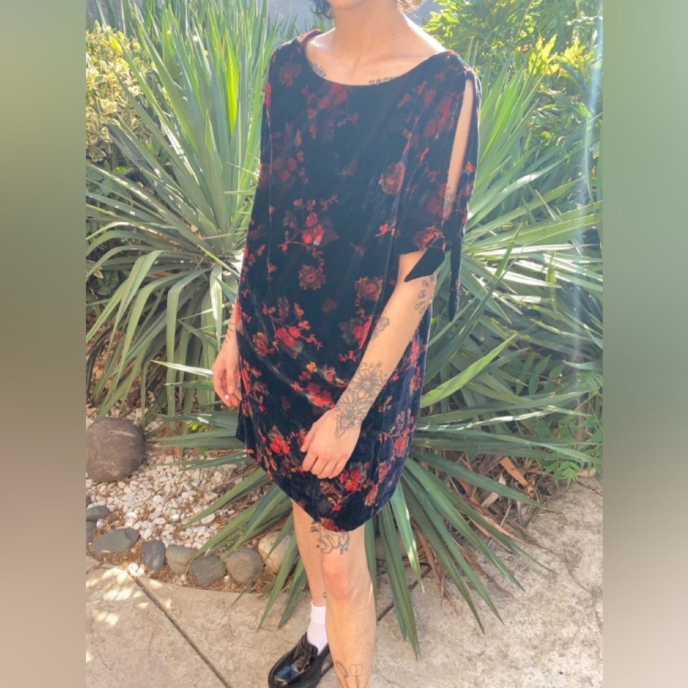 Gothic Black Burnout Velvet Floral Mini Dress